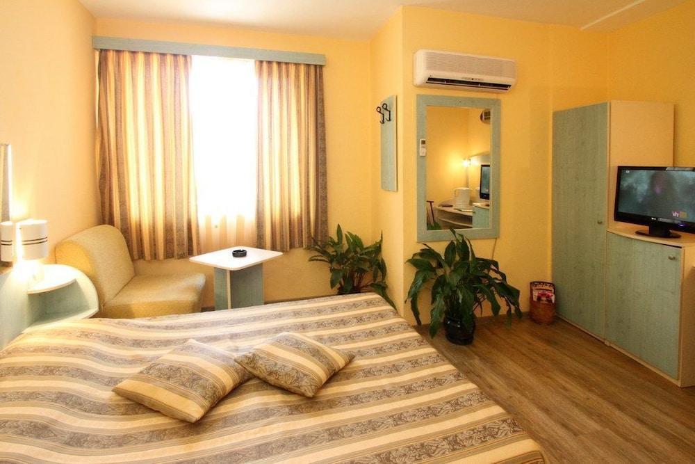 Hotel Color فارنا المظهر الخارجي الصورة