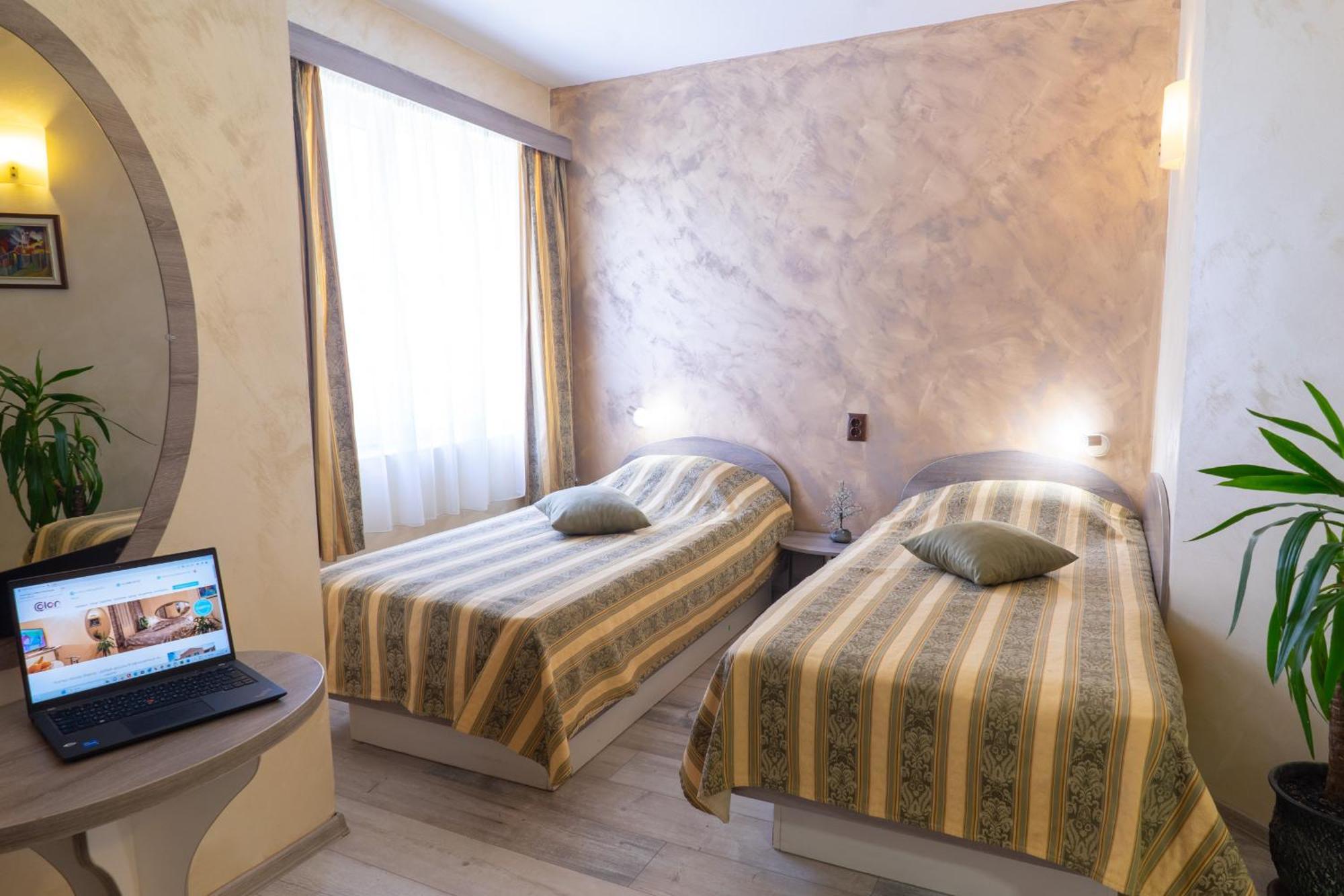 Hotel Color فارنا المظهر الخارجي الصورة