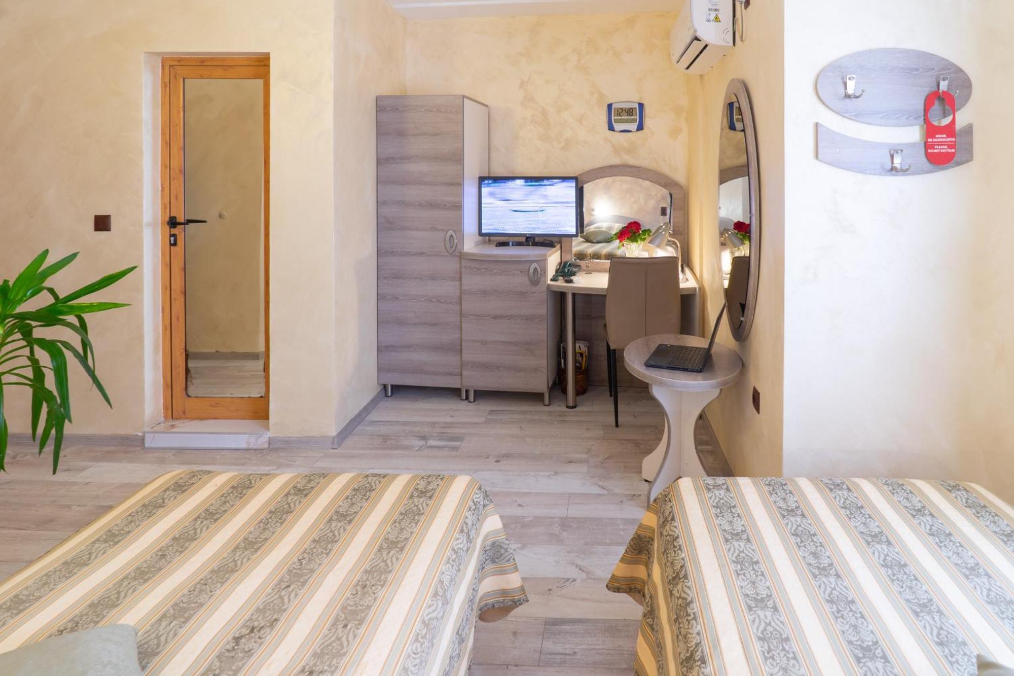 Hotel Color فارنا المظهر الخارجي الصورة